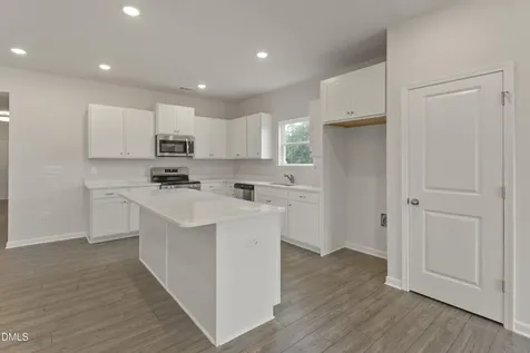 311 White Azalea Way Benson NC 27504