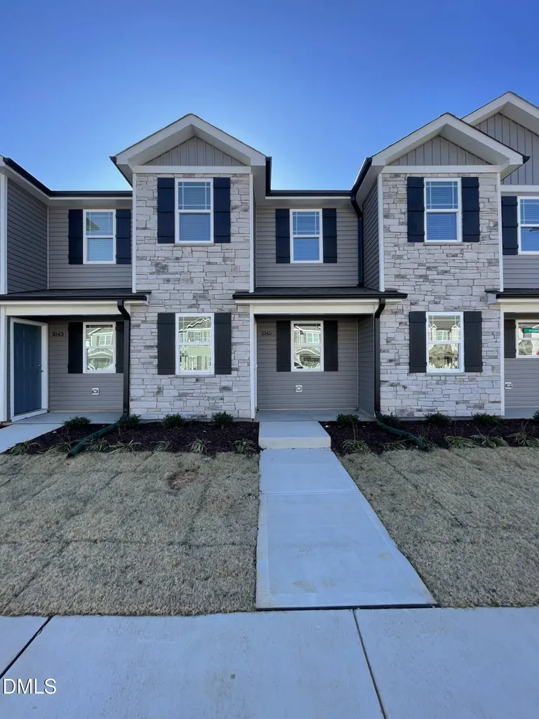 1045 Peony Lane Youngsville NC 27596