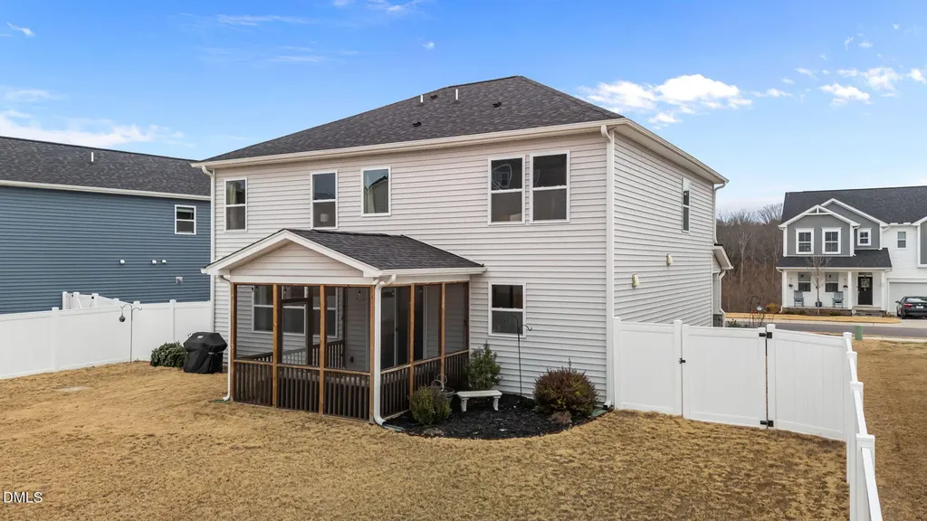223 Mallard Loop Drive Clayton NC 27527