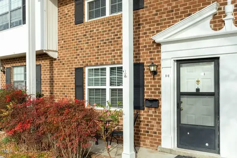 1002 Willow Drive Chapel Hill NC 27514