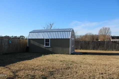 212 Sunridge Lane Pikeville NC 27863