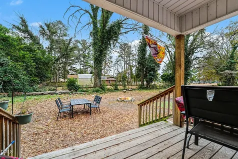 109 S Austin Street Maxton NC 28364