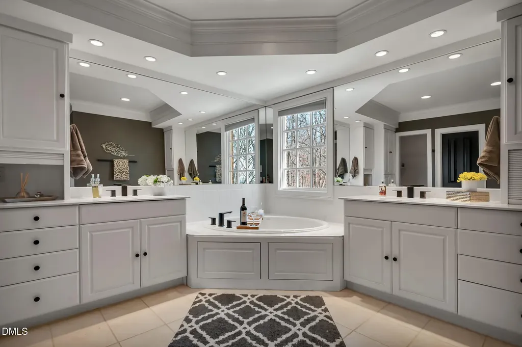 53516 Bickett Drive Chapel Hill NC 27517