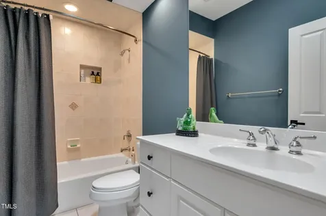 53516 Bickett Drive Chapel Hill NC 27517