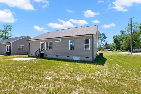 924 Micro Road W Selma NC 27576