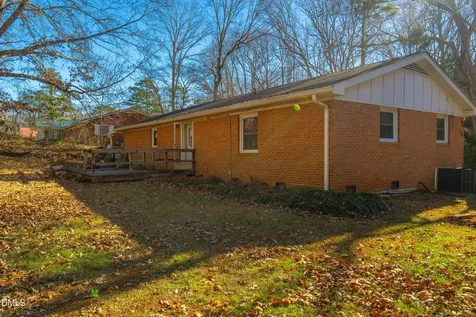 430 W 9th Street Siler City NC 27344