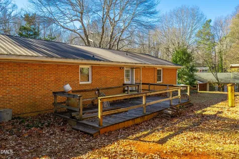 430 W 9th Street Siler City NC 27344