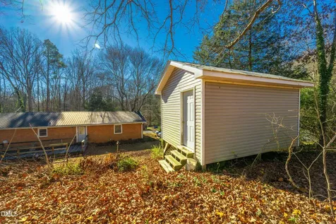430 W 9th Street Siler City NC 27344