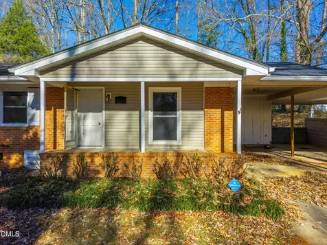 430 W 9th Street Siler City NC 27344