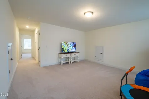 30 Sawtooth Oak Lane Youngsville NC 27596