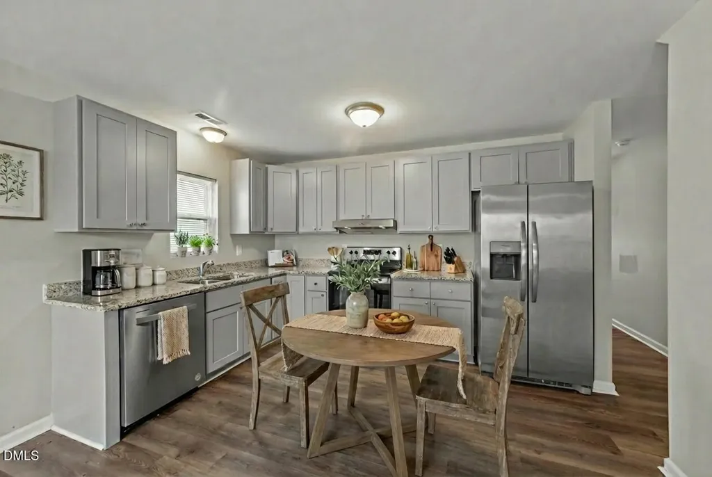 207 N Sellers Street Selma NC 27576