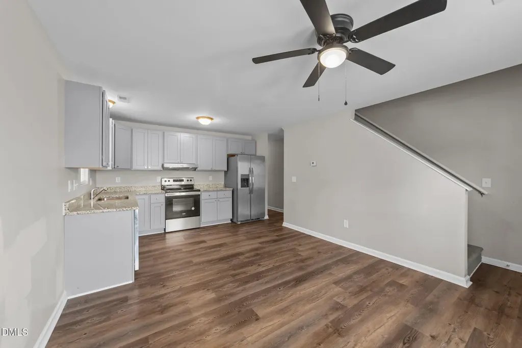 207 N Sellers Street Selma NC 27576