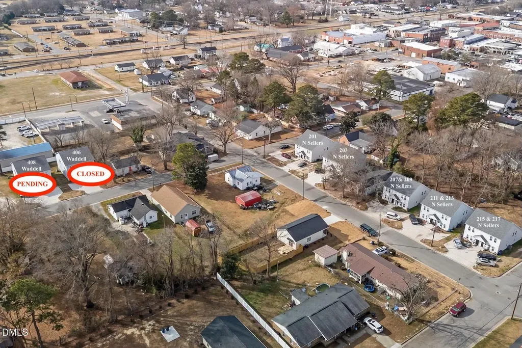 207 N Sellers Street Selma NC 27576