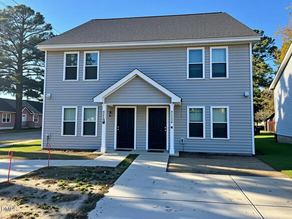 207 N Sellers Street Selma NC 27576