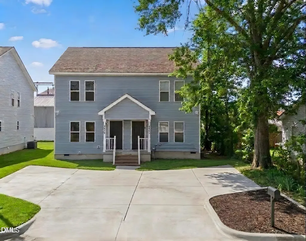 406 E Waddell Street Selma NC 27576