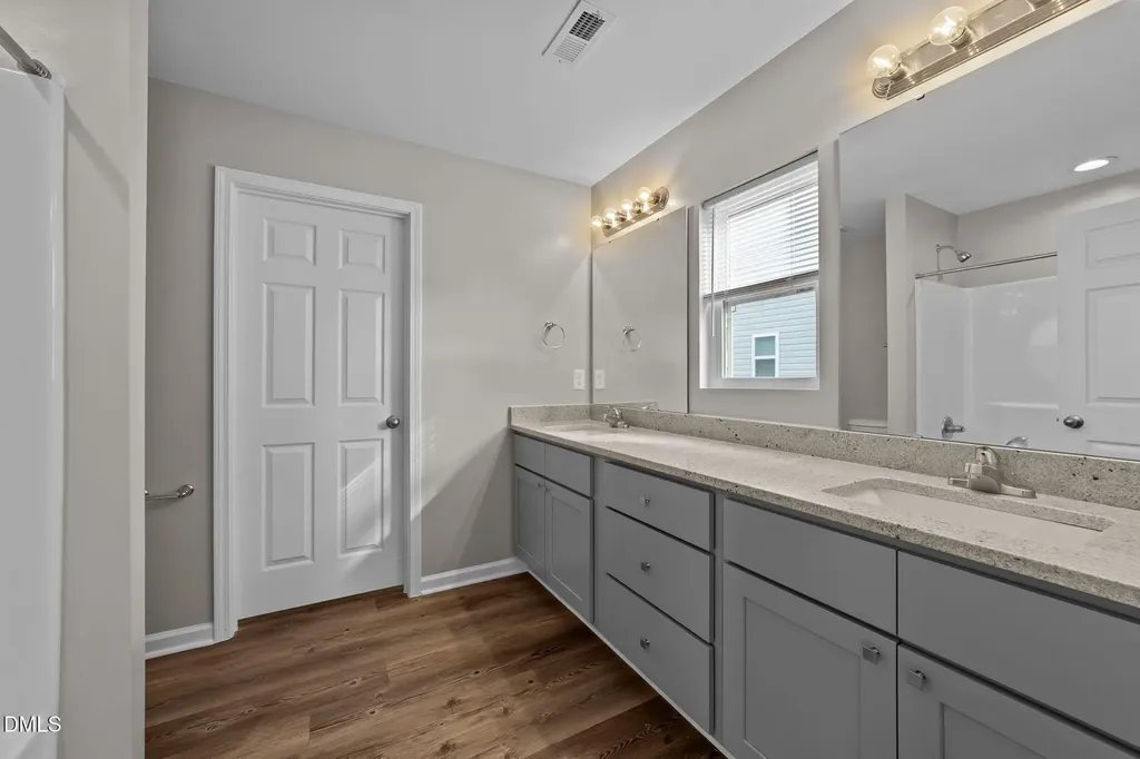 406 E Waddell Street Selma NC 27576