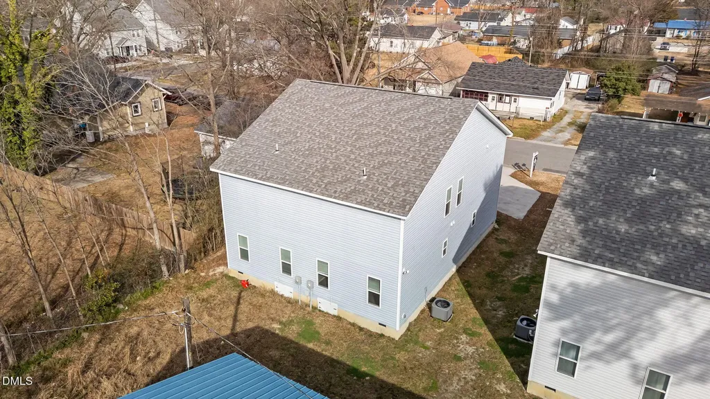 406 E Waddell Street Selma NC 27576
