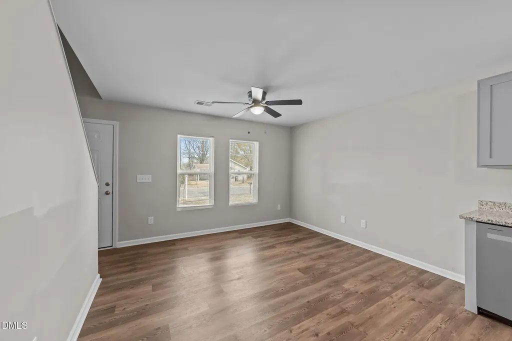 406 E Waddell Street Selma NC 27576