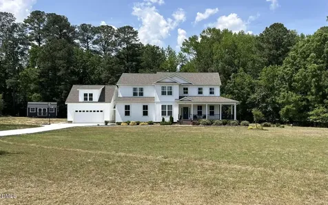 1111 Hunters Grande Trail Wendell NC 27591