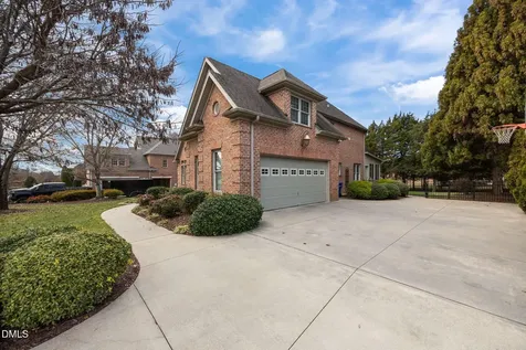 1012 Mill Pointe Way Elon NC 27244