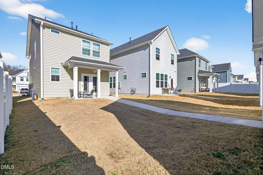 253 Buckhorn Branch Park Clayton NC 27520