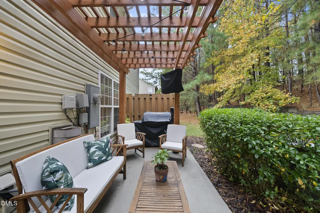 3047 Winding Waters Way Raleigh NC 27614