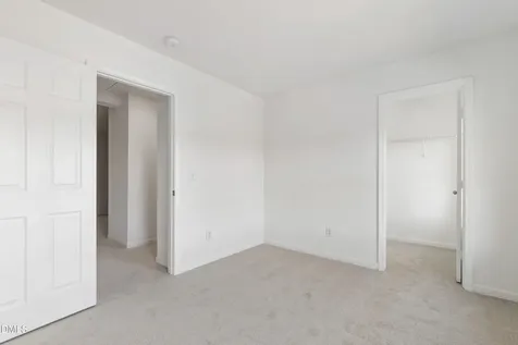 170 Point Comfort Lane Cary NC 27519