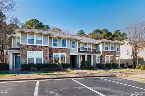 170 Point Comfort Lane Cary NC 27519