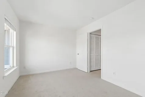 170 Point Comfort Lane Cary NC 27519