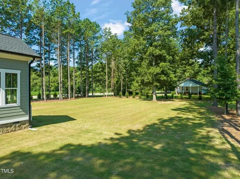 15 Independence Drive Smithfield NC 27577