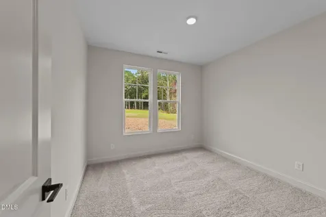 95 Autumnwood Lane Zebulon NC 27597