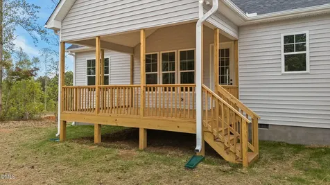 95 Autumnwood Lane Zebulon NC 27597