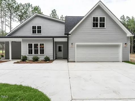 328 Green Pines Estates Drive Kenly NC 27542