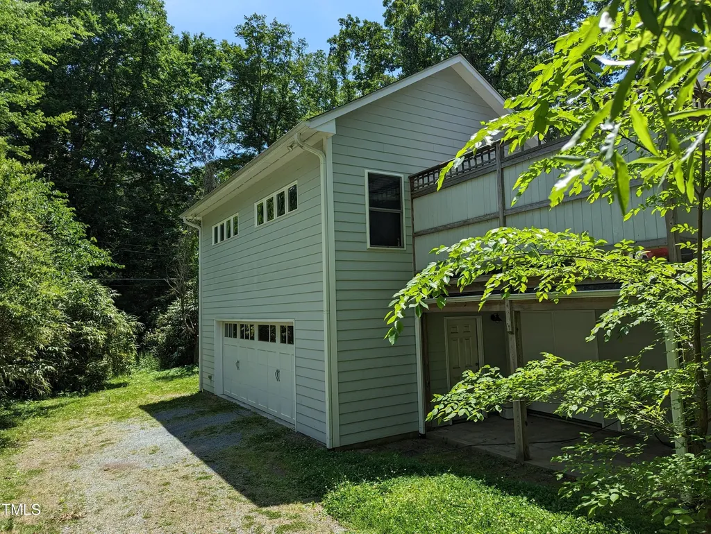 10 Oakwood Drive Chapel Hill NC 27517
