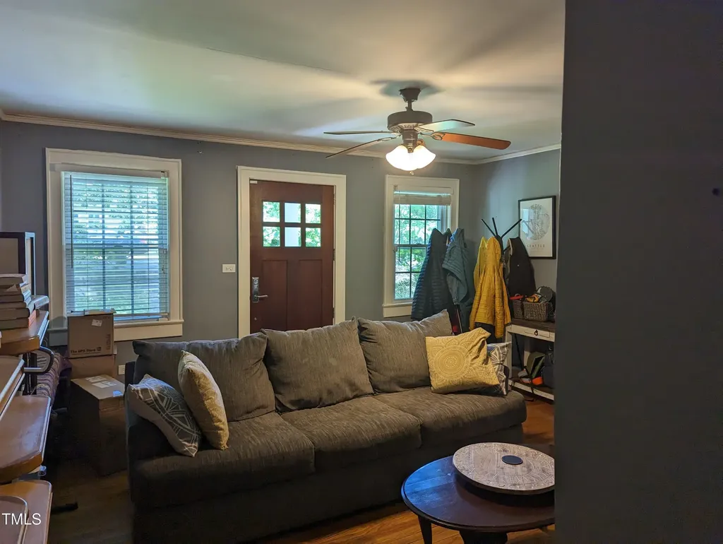 10 Oakwood Drive Chapel Hill NC 27517