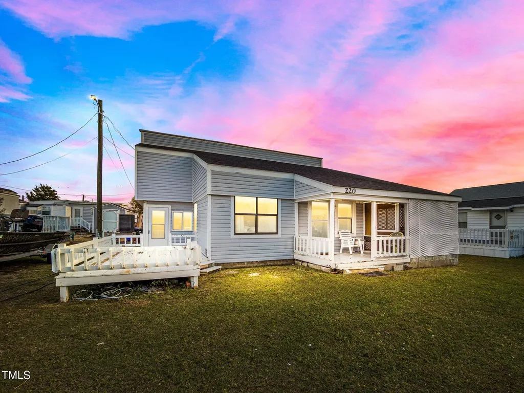 220 Makepeace Lane North Topsail Beach NC 28460