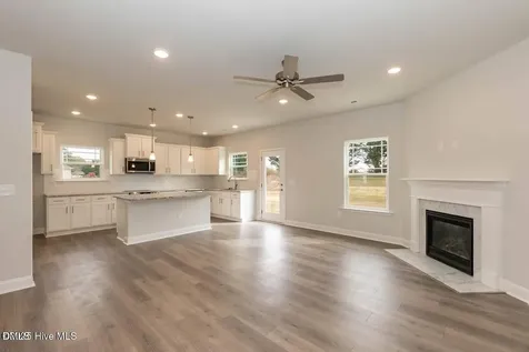 1667 Pecan Drive Nashville NC 27856