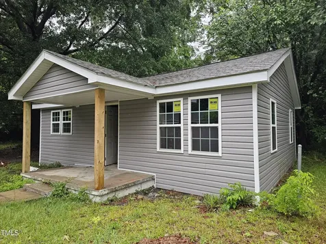 109 Raynor Street Goldsboro NC 27530