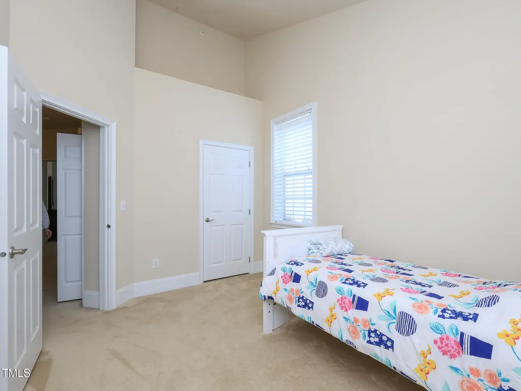 10529 Sablewood Drive Raleigh NC 27617