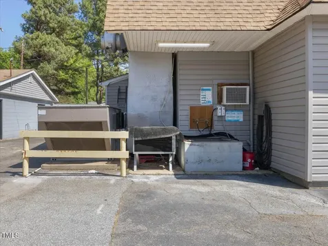 919 N 2nd Avenue Siler City NC 27344