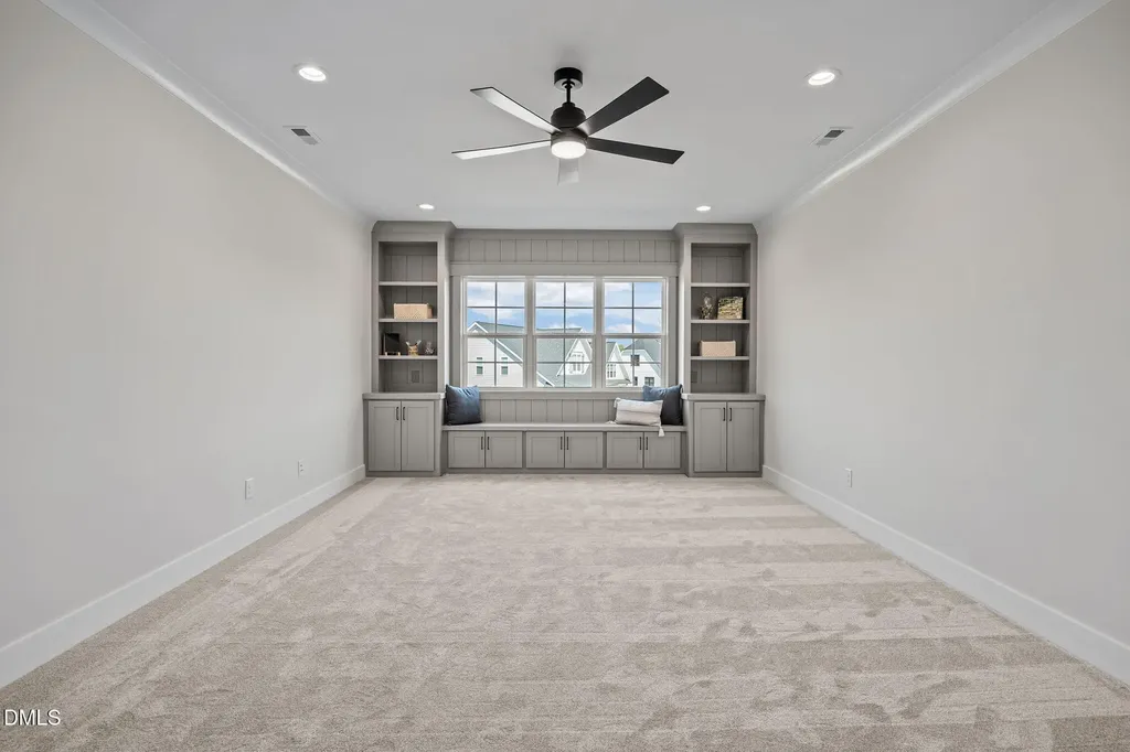25 Deer Tail Lane Fuquay Varina NC 27526