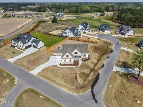 25 Deer Tail Lane Fuquay Varina NC 27526