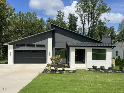 269 Deer Tail Lane Fuquay Varina NC 27526