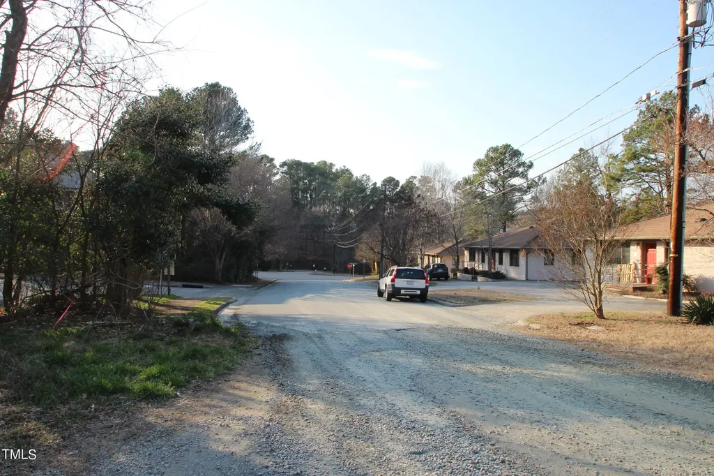 4 Bolin Heights Chapel Hill NC 27514