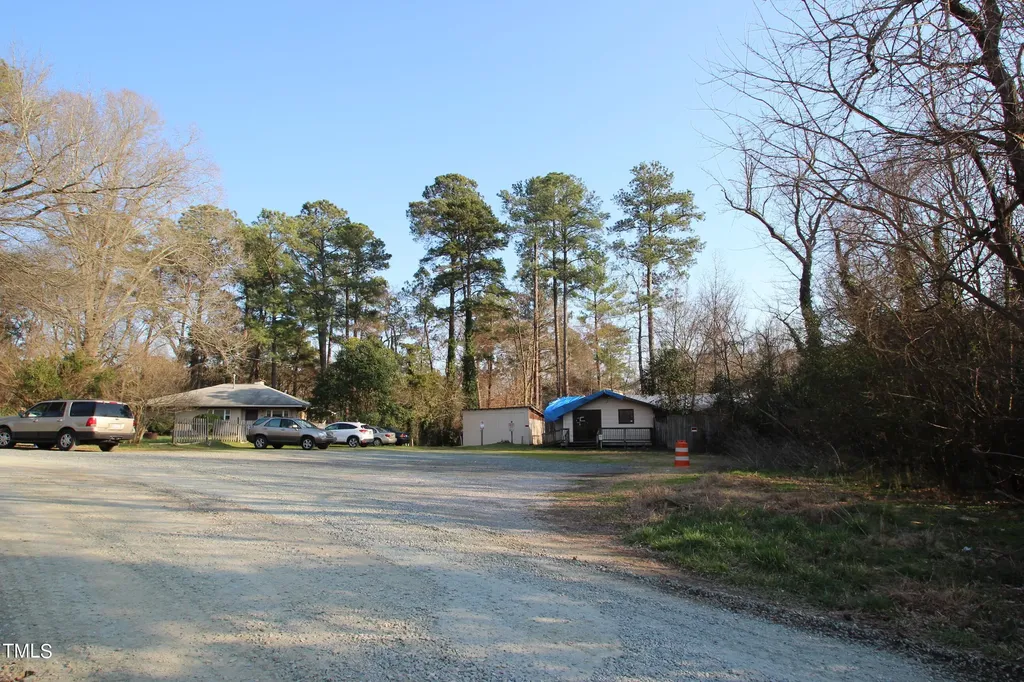 4 Bolin Heights Chapel Hill NC 27514