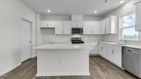 812 Comice Pear Way Willow Springs NC 27592