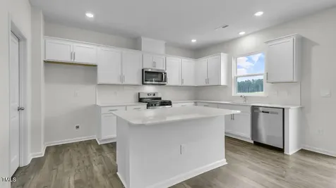 812 Comice Pear Way Willow Springs NC 27592