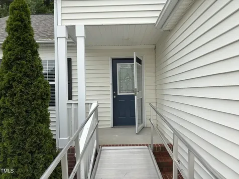 2209 Hatton Way Raleigh NC 27604