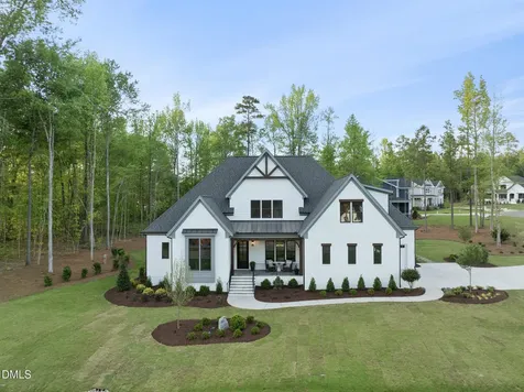 25 Alex Farm Court Zebulon NC 27597