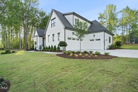 25 Alex Farm Court Zebulon NC 27597